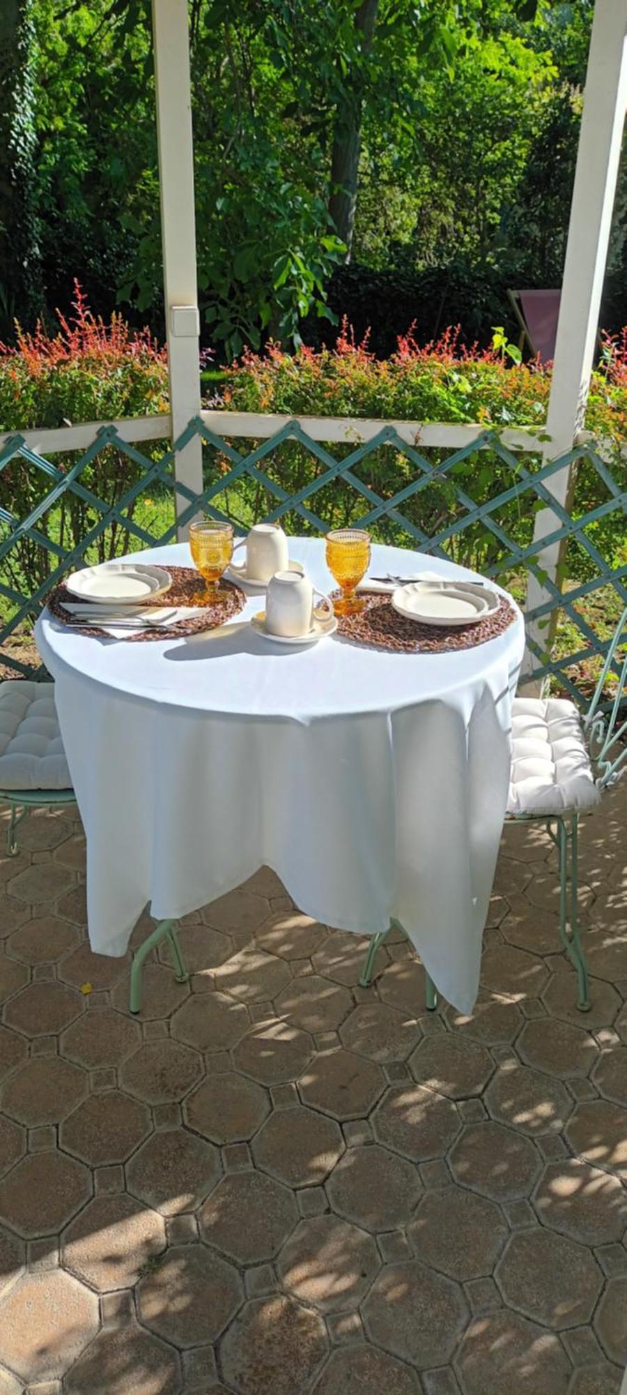 Bed and Breakfast Le Vieux Moulin De Jouques Exterior foto