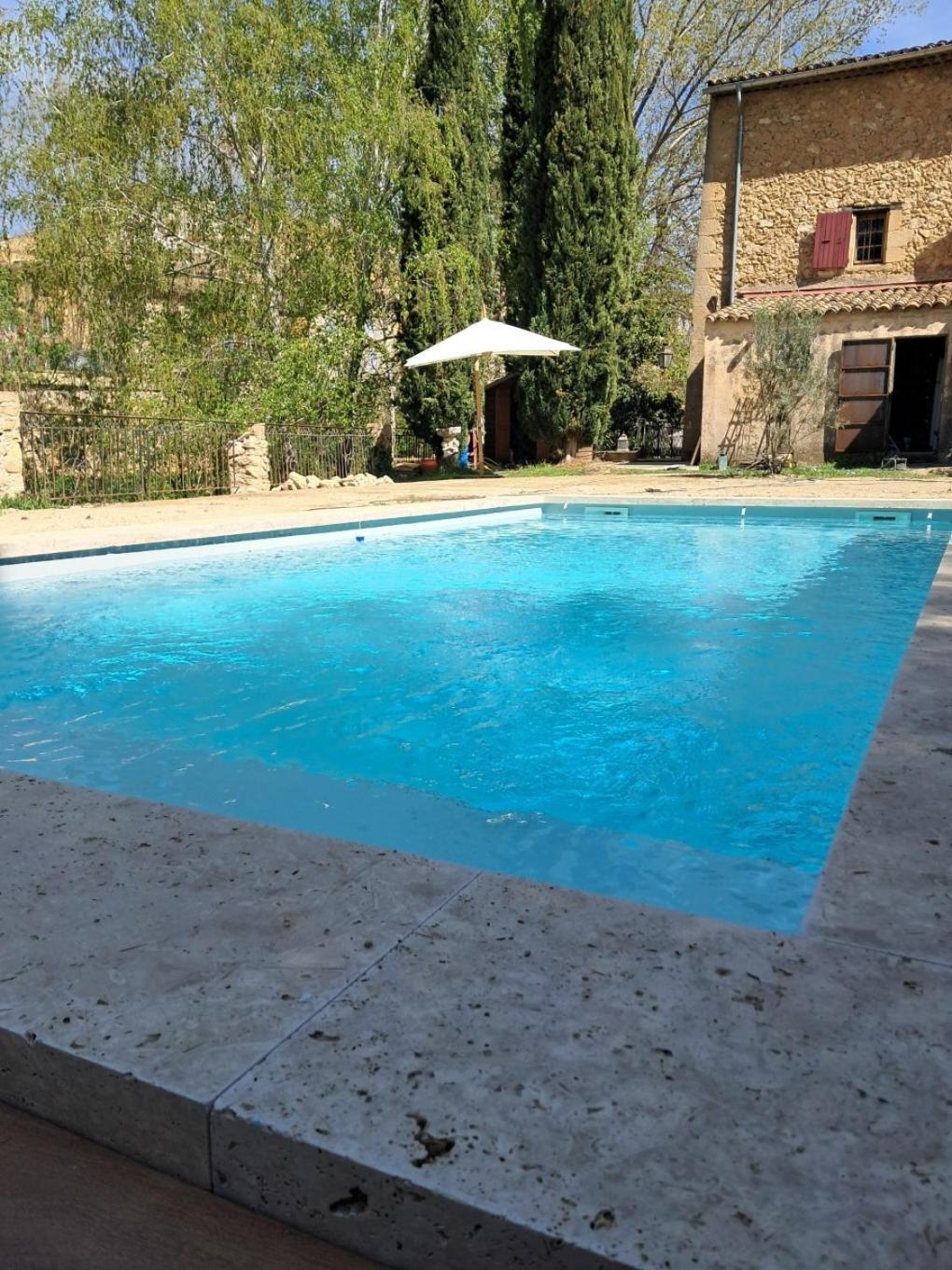 Bed and Breakfast Le Vieux Moulin De Jouques Exterior foto